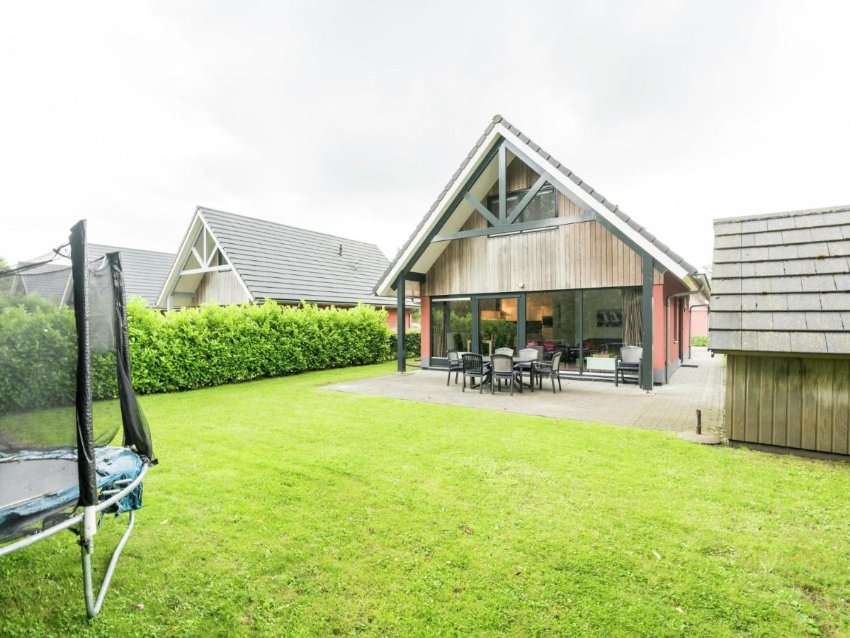 Comfortably Vacation Home At Slotermeer Lake Balk Bagian luar foto